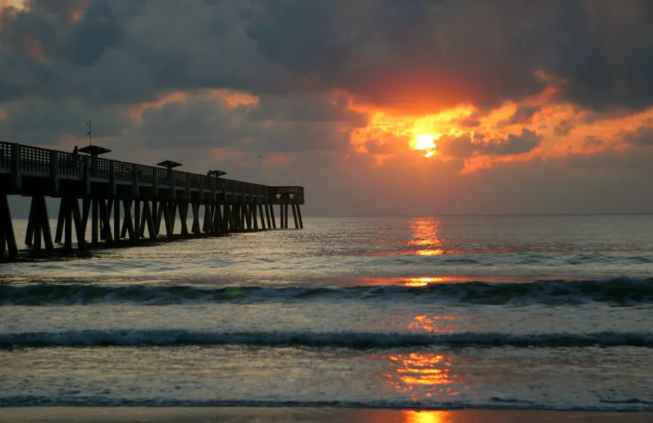 Sunrise over the Jacksonville Beach fishing pier